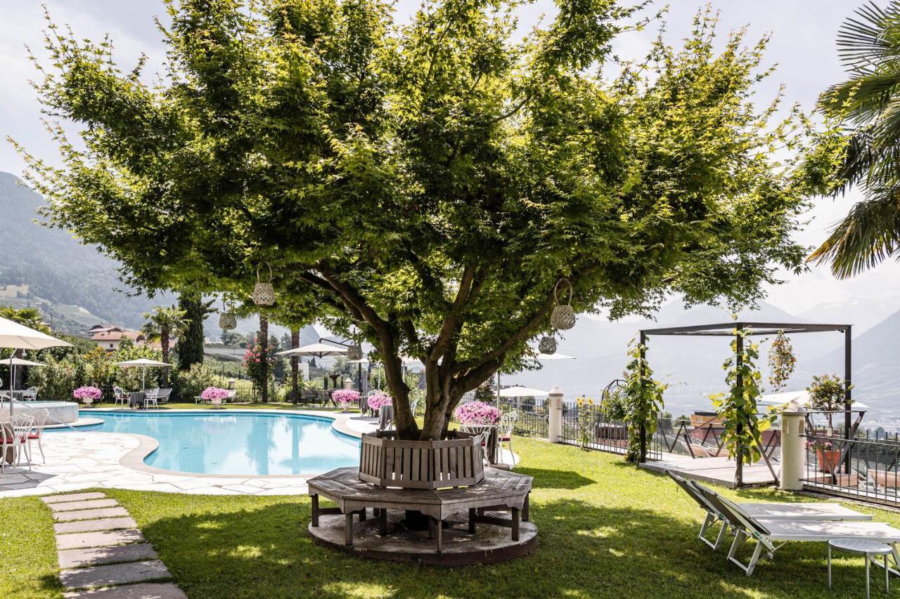 Hotel Lagrein Schenna Bagian luar foto