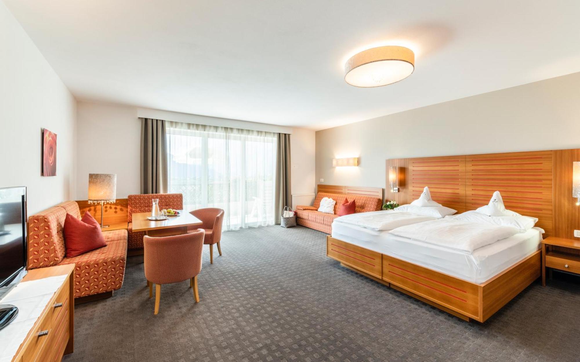 Hotel Lagrein Schenna Bagian luar foto